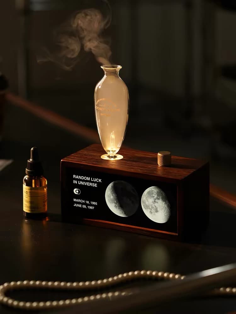 Personalized Moon Phase Aroma Diffuser — The Night That Filled the Room