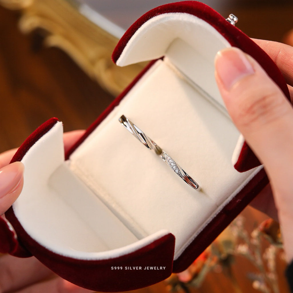 The Moon That Connected Us — Personalized Couple Rings