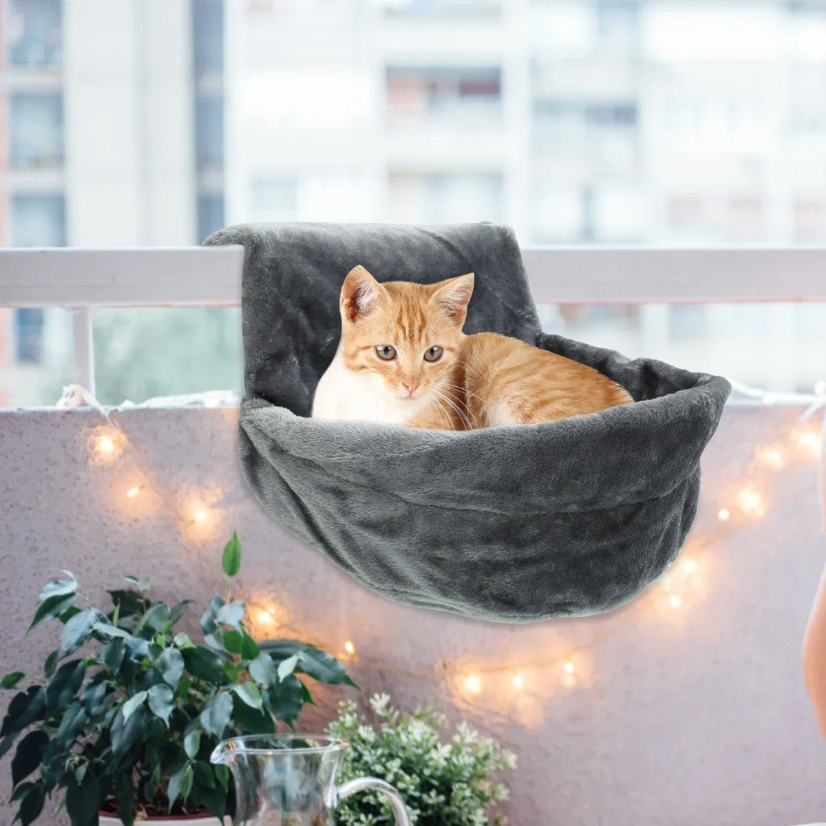 Hanging Cat Radiator Bed – Luxury Warm Fleece Hammock with Metal Frame