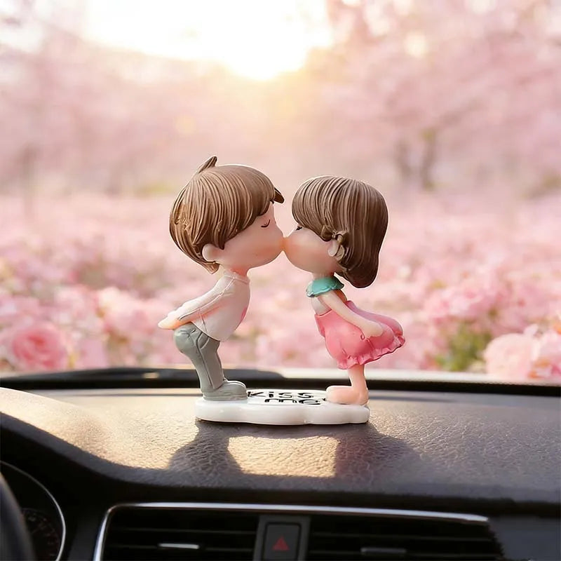 Cute Cartoon Couples Car Decoration Accessories Romantic Figurines Balloon Ornament Auto Interior Dashboard Accessories Gifts